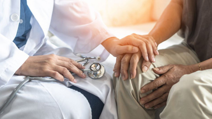 Във Варна преглеждат безплатно пациенти с напреднал стадий на Паркинсон